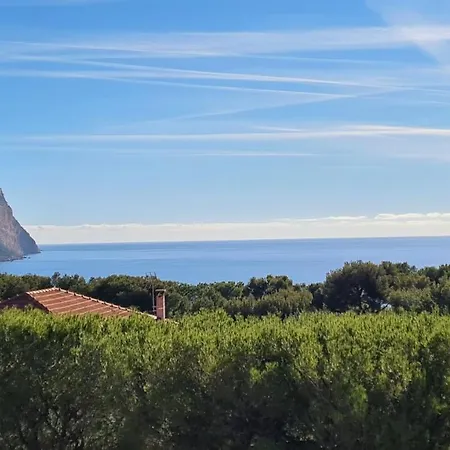 Διαμέρισμα & Calanques